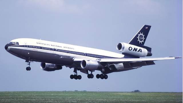 从韩国737客机失事看75年美国海外国家航空032号空难：鸟击危害(图2)