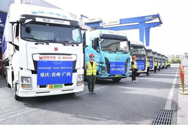 行业最困难时国家出手！我国首条跨区域氢能重卡干线在西部开通(图1)