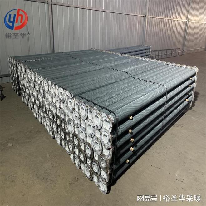 防腐翅片管绕片散热器(图1)