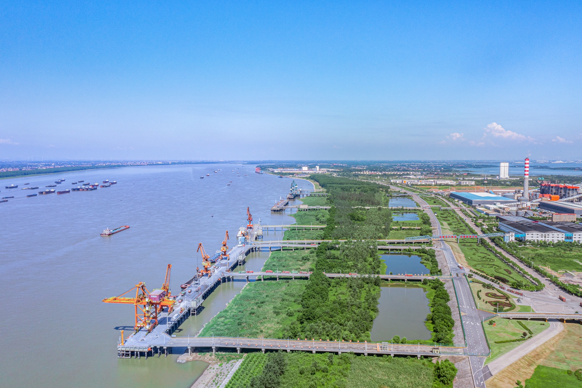 米乐M6网页版：“精”研“细”造化工新赛道——江西瑞昌市精细化工产业高质量发展一线探访(图4)