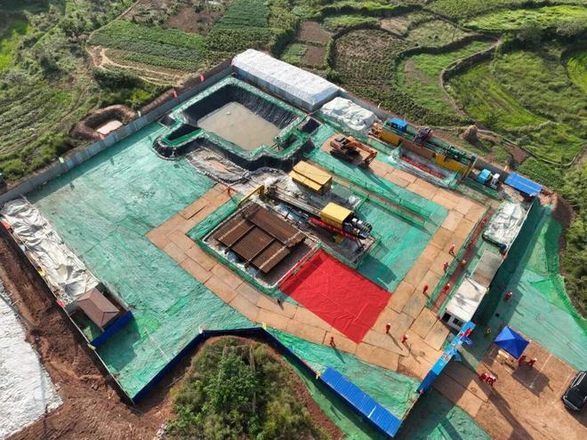 米乐M6平台：川二线项目高滩河定向钻工程开工(图1)