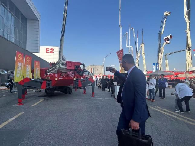 浩淼科技携创新产品亮相第21届中国国际消防设备技术交流展览会：国家级项目成果六足举高灭火机器人吸睛(图4)