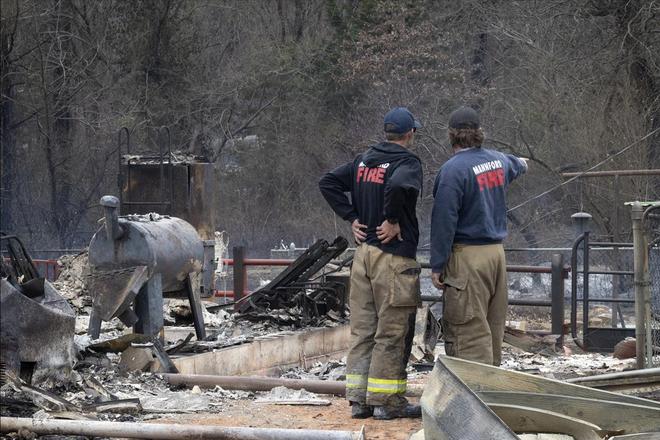 死伤惨重韩国锅炉塔坍塌40年老旧设备成“夺命符”(图6)
