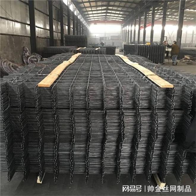 米乐M6平台：建筑用φ4@200钢筋网片4mm钢丝网片地坪屋面地面抗裂施工方案(图2)