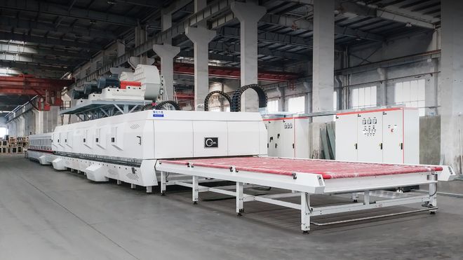 如何选择适合的玻璃钢化炉？北玻选购指南与建议(图1)