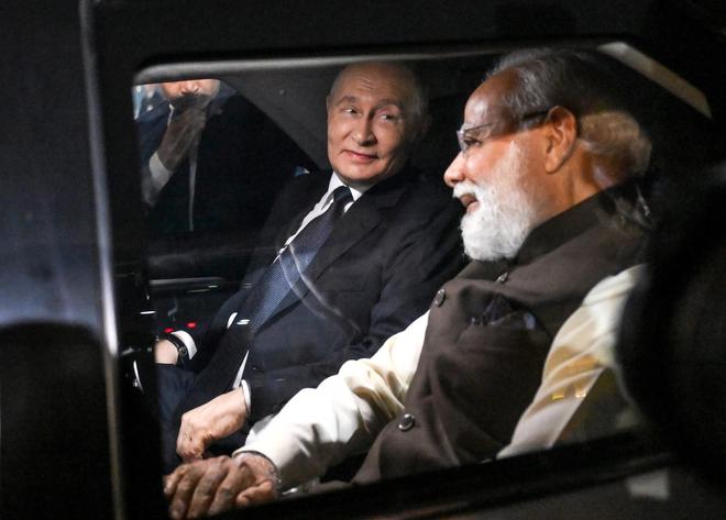 米乐M6网页版：俄乌冲突后普京首访印度：莫迪亲自到机场迎接私人晚宴持续3小时将谈石油武器和驻军(图2)