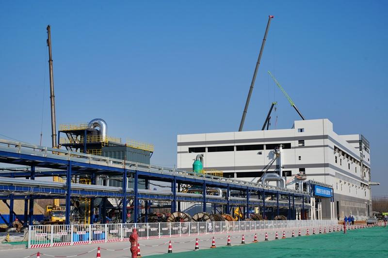 米乐M6平台：让国产“工业心脏”跳得更强——齐鲁科力8000吨高性能催化新材料项目建设投产侧记_山东_大众网(图5)