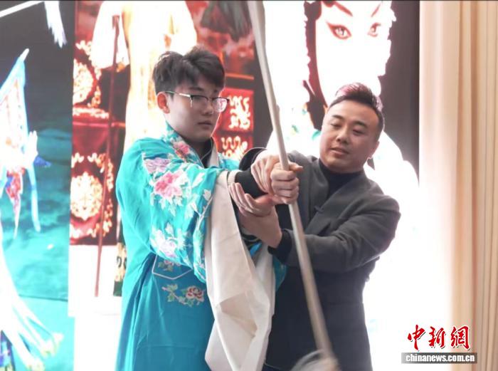 当国粹遇见车间：一所化工职校的“跨界”实验(图1)