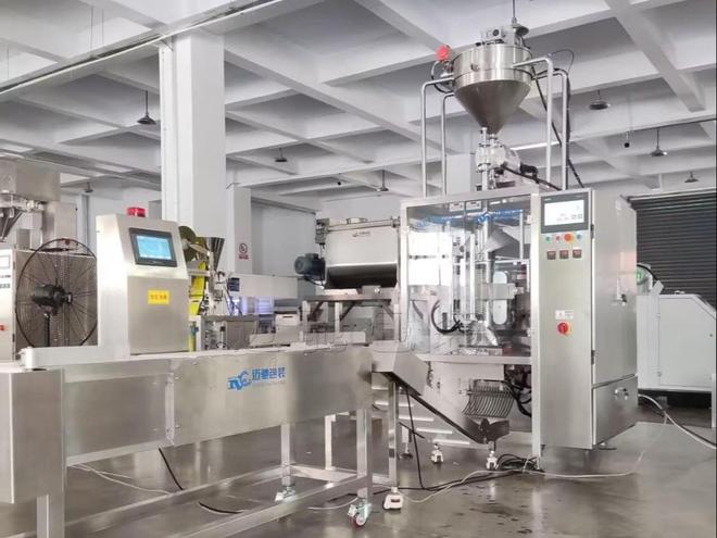 米乐M6网页版：2026年液体灌装机酱料膏体包装机品牌厂家TOP榜单(图1)