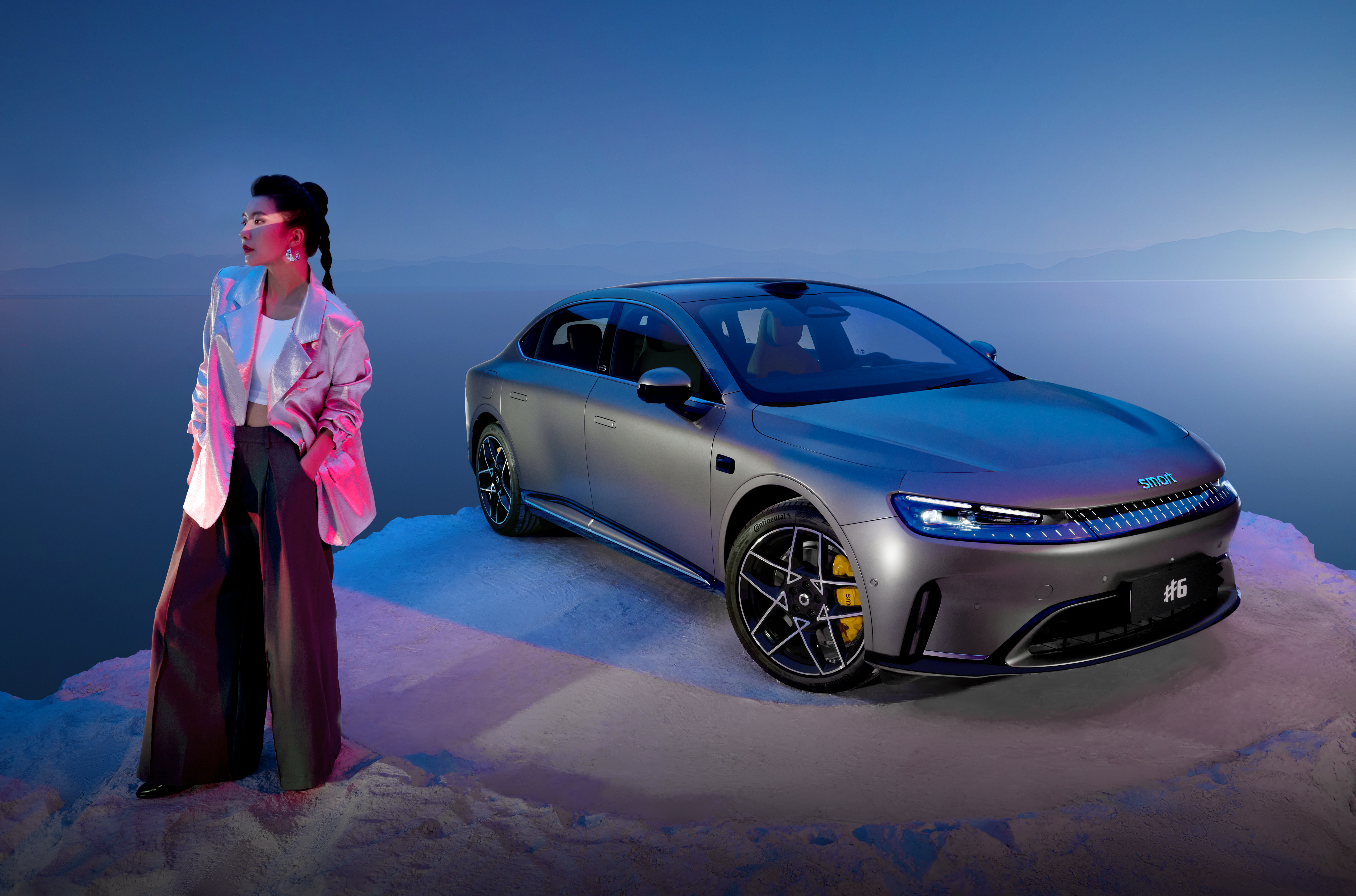 米乐M6网页版：新能源家轿个性新解：smart精灵6号重新定义豪华掀背轿车(图2)